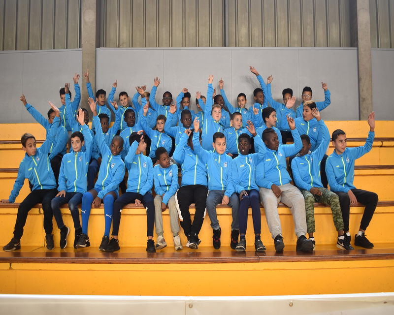 Remise des équipements de l' Ecole Munipale de Football 2022