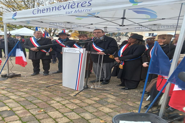 C&eacute;r&eacute;monie du 11 novembre 2025