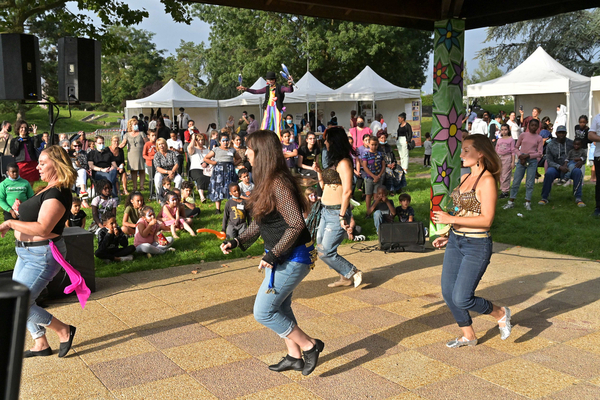Après-midi festif du centre municipal La Colline