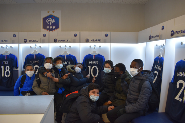 Visite des élèves de l'EMF à Clairefontaine